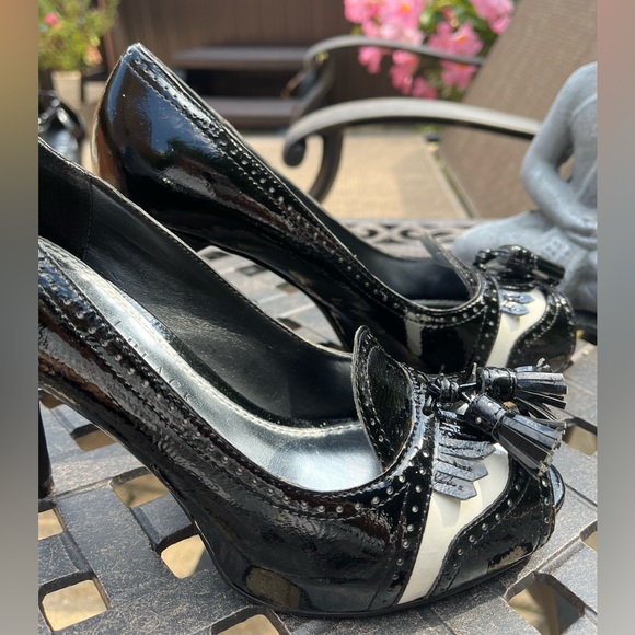 White House Black Market “Kate” Black & White Patent Leather Heels - Picture 3 of 17